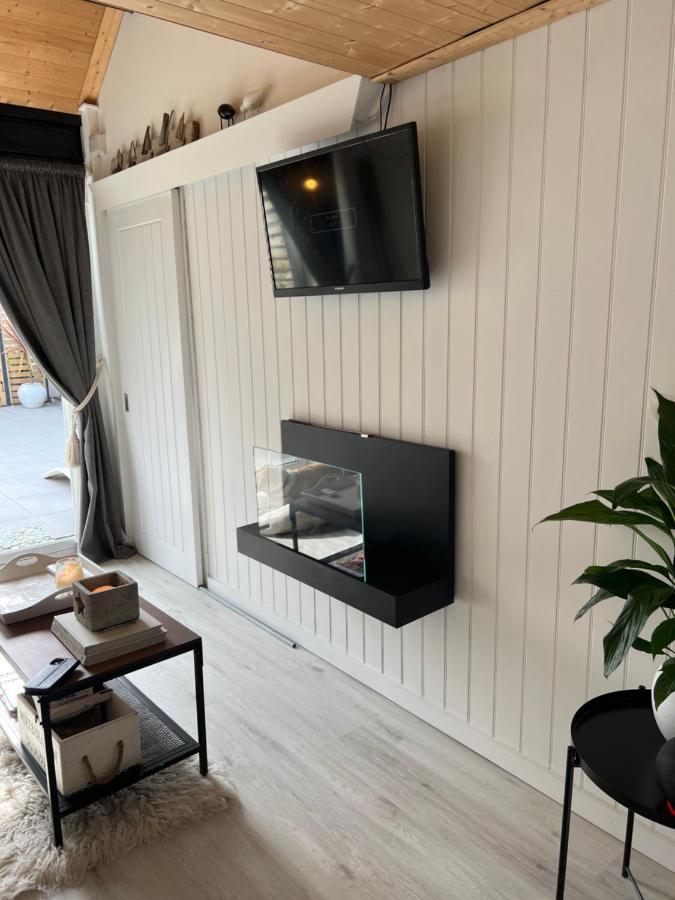 Seaside Cabin Retreat In Hayling Island South Hayling Kültér fotó